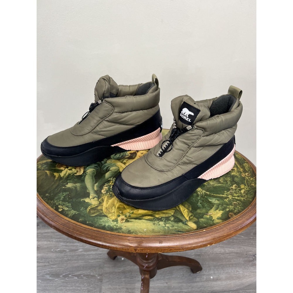 SOREL Out N About Puffy Zip Olive Green Pink Waterproof Puffer Boots Women 9.5